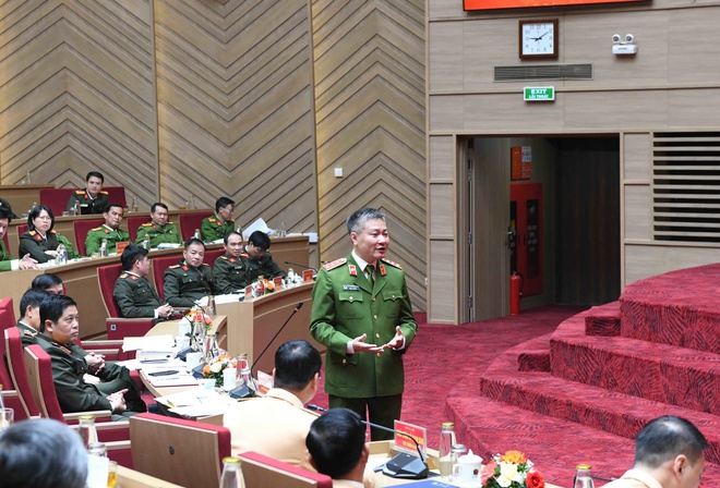 Bộ Công an triển khai các đề án trọng tâm bảo đảm trật tự ATGT bền vững - Ảnh 4.