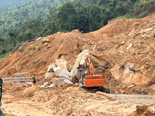 Cận cảnh Cận cảnh