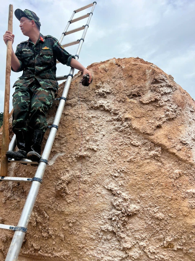 Cận cảnh Cận cảnh