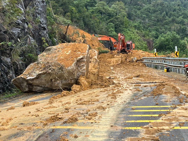 Cận cảnh Cận cảnh