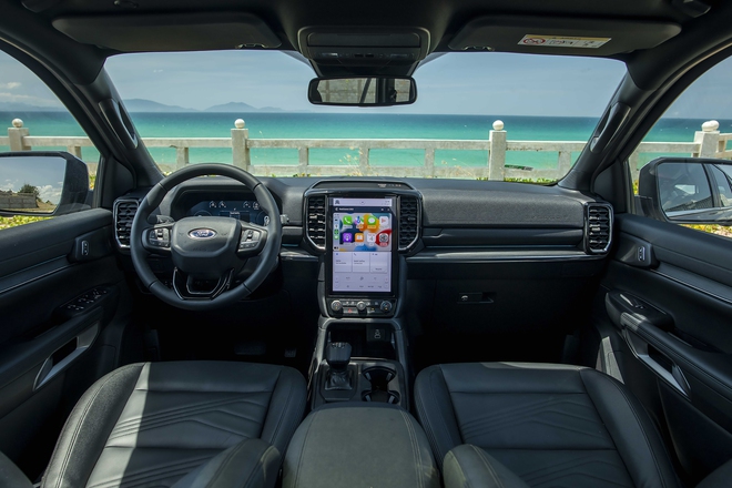 Sau 1 năm lăn bánh, Ford Everest cũ được bán lại giá khó tin- Ảnh 4.