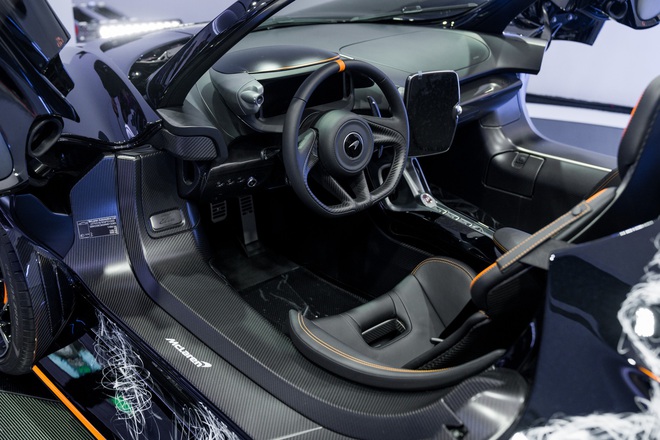 Lộ diện biển số đầy đủ siêu xe 200 tỷ McLaren Elva của Minh Nhựa độc nhất Việt Nam- Ảnh 5.