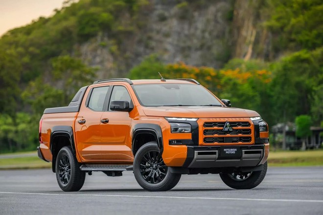 Giá xe Mitsubishi Triton lăn bánh tháng 3/2025: Giảm không phanh đấu Ford Ranger- Ảnh 2. Giá xe Mitsubishi Triton lăn bánh tháng 3/2025: Giảm không phanh đấu Ford Ranger- Ảnh 2.