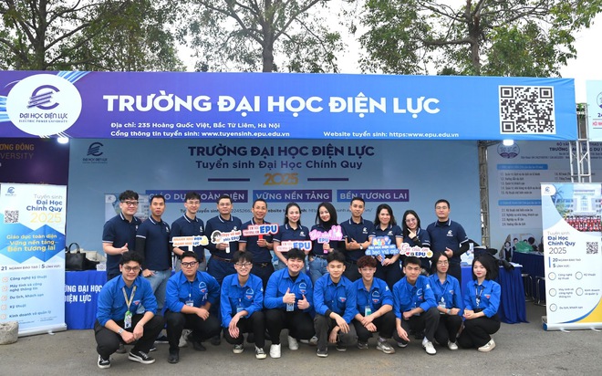 Gian hàng EPU đón đông đảo học sinh và phụ huynh Bắc Ninh- Ảnh 4. Gian hàng EPU đón đông đảo học sinh và phụ huynh Bắc Ninh- Ảnh 4.