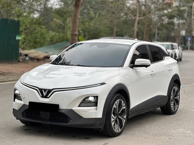 Giá xe VinFast VF6 lăn bánh tháng 3/2025: Giảm giá khiến KIA Seltos, Hyundai Creta dè chừng- Ảnh 3.