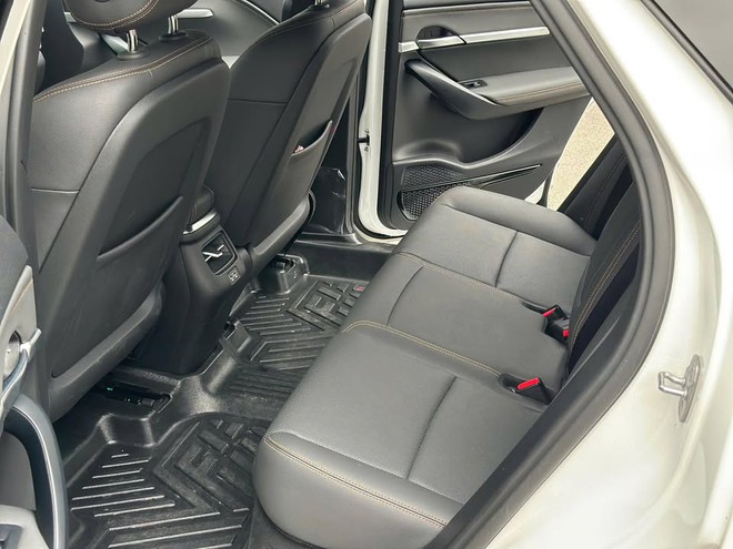 Giá xe VinFast VF6 lăn bánh tháng 3/2025: Giảm giá khiến KIA Seltos, Hyundai Creta dè chừng- Ảnh 6.