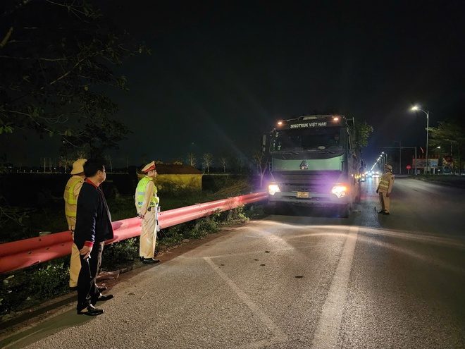 CSGT Hà Nội tuần tra 