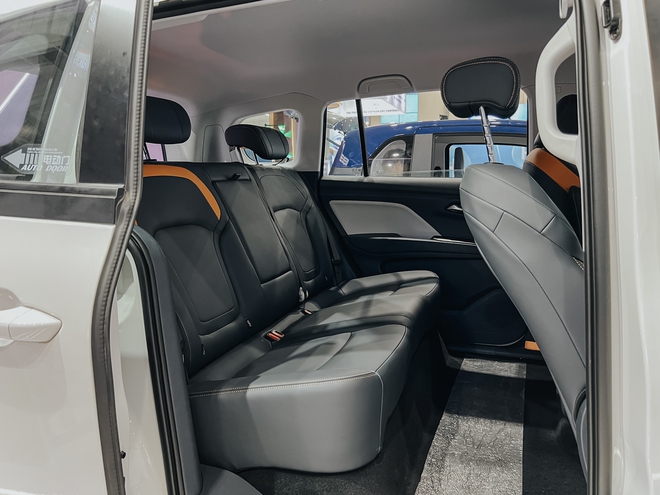 Cận cảnh MPV 5 chỗ Bestune NAT thiết kế lạ ở Việt Nam - Ảnh 7.