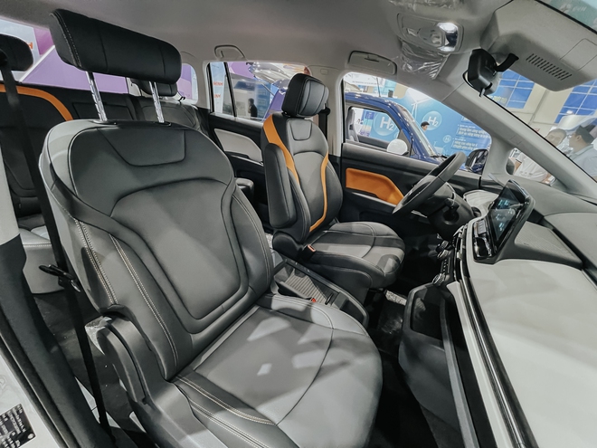 Cận cảnh MPV 5 chỗ Bestune NAT thiết kế lạ ở Việt Nam - Ảnh 6.