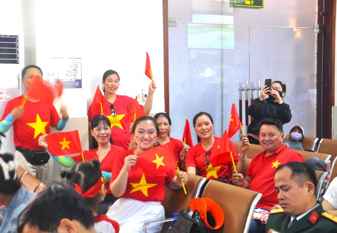 Đón đôi tàu Thống nhất non sông tại Ga Đà Nẵng - Ảnh 4.