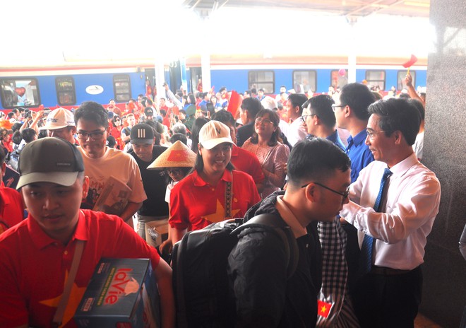 Đón đôi tàu Thống nhất non sông tại Ga Đà Nẵng - Ảnh 7.