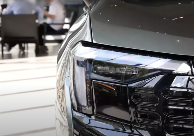 Cận cảnh Ford Territory 2025 tại đại lý, đã có xe về Việt Nam chờ đấu Mazda CX-5 - Ảnh 3.