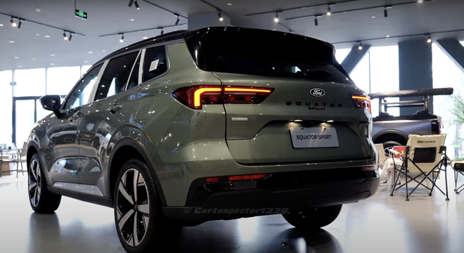 Cận cảnh Ford Territory 2025 tại đại lý, đã có xe về Việt Nam chờ đấu Mazda CX-5 - Ảnh 6.