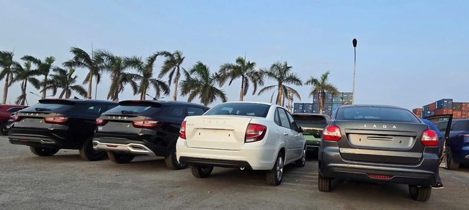 Ô tô Nga Lada đã về Việt Nam, người dùng nói 