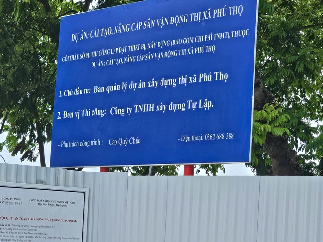 Phát hiện vi phạm gây mất an toàn đường sắt tại công trình cải tạo, nâng cấp Sân vận động thị xã Phú Thọ   - Ảnh 6.