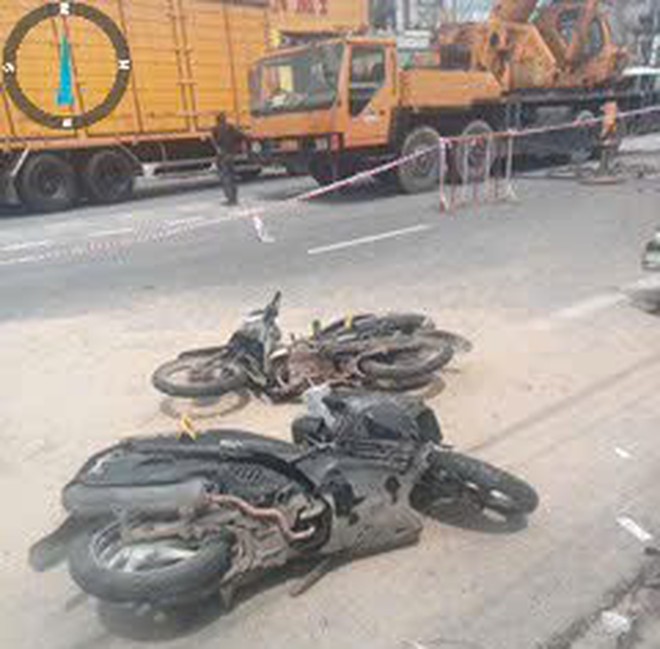 Quảng Ngãi: Ô tô tông vào 3 xe máy trên tuyến QL1 khiến 6 người thương vong - Ảnh 5.