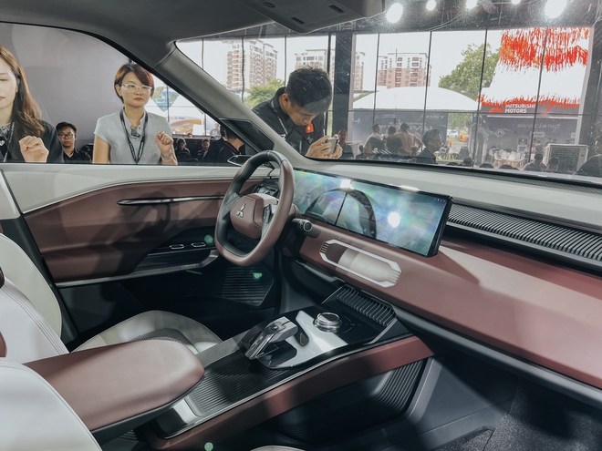 Trải nghiệm thực tế Mitsubishi DST Concept, xe 7 chỗ mới ở Việt Nam - Ảnh 5.