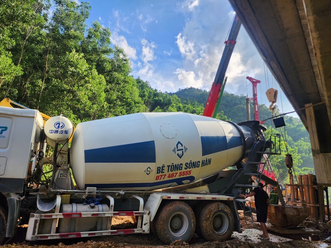 Có sẵn mặt bằng, nhà thầu tổng lực thi công cao tốc La Sơn - Hoà Liên - Ảnh 5.