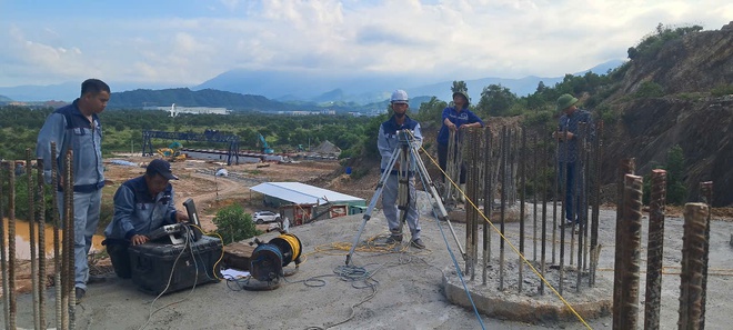 Có sẵn mặt bằng, nhà thầu tổng lực thi công cao tốc La Sơn - Hoà Liên - Ảnh 10.