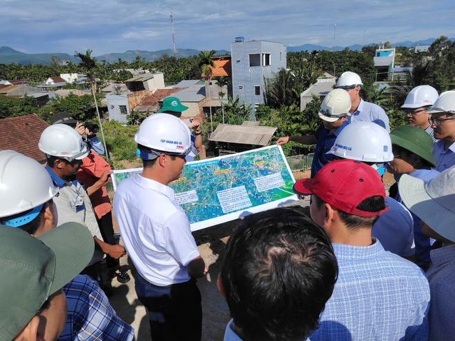 Dân cản trở thi công cao tốc Quảng Ngãi-Hoài Nhơn, lãnh đạo tỉnh Quảng Ngãi đến hiện trường chỉ đạo 