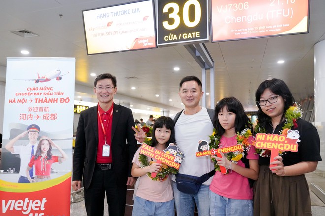 Cùng Vietjet bay thẳng tới Thành Đô, đắm chìm vào di sản văn hóa Trung Hoa - Ảnh 2.
