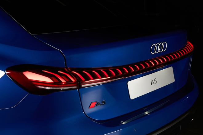Cận cảnh Audi Q6 e-tron và A5 vừa ra mắt Việt Nam, giá từ 2,199 tỷ đồng - Ảnh 4.