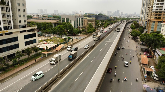 Video Hà Nội hoàn thành sửa chữa khe co giãn đường Vành đai 3 trên cao- Ảnh 1.