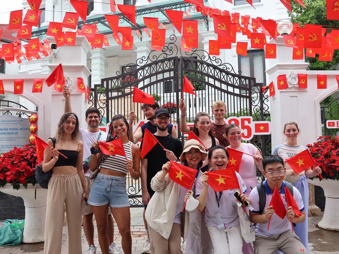 Video CSGT Hà Nội bảo đảm TTATGT tổng hợp luyện lần 1 - Ảnh 4.