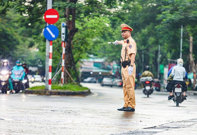 Video CSGT Hà Nội bảo đảm TTATGT tổng hợp luyện lần 1 - Ảnh 6.