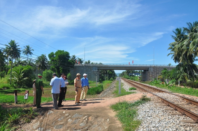 Gia Lai: Khẩn trương xoá bỏ lối đi tự mở, tăng cường giải pháp ATGT đường sắt- Ảnh 4.