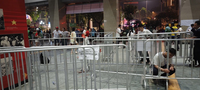 Sơ duyệt diễu binh A80, tàu điện, xe buýt Hà Nội vận chuyển 238 nghìn lượt khách- Ảnh 4. Sơ duyệt diễu binh A80, tàu điện, xe buýt Hà Nội vận chuyển 238 nghìn lượt khách- Ảnh 4.