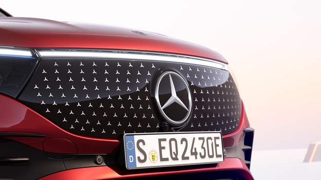 Xe điện Mercedes-Benz EQB 250+ chốt giá hơn 2,3 tỷ tại Việt Nam - Ảnh 2.