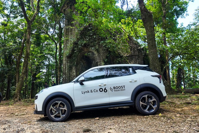 Đánh giá Lynk & Co 06 Core Plus: Đổi ADAS bằng giá rẻ, vận hành khác biệt - Ảnh 3.