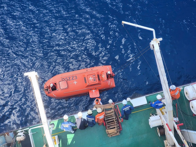 Cháy trên tàu UT Unity khi đang chở gần 4.000 tấn dầu, đã cứu được 20 thuyền viên - Ảnh 7.