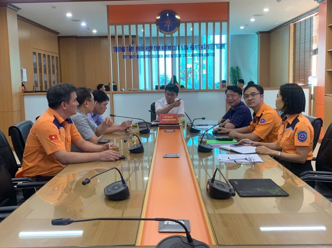 Cháy trên tàu UT Unity khi đang chở gần 4.000 tấn dầu, đã cứu được 20 thuyền viên - Ảnh 3.