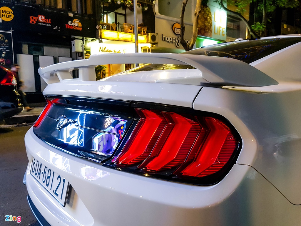 Ford Mustang facelift hang hiem xuat hien tai TP.HCM hinh anh 5 