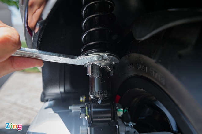 Nhung tinh nang huu ich nhung bi lang quen tren xe may hinh anh 4 Xe_may_Zing_17_.jpg