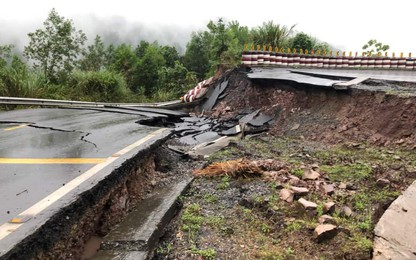 Quảng Trị: Đường lên Cửa khẩu quốc tế La Lay nứt toác, sạt lún nghiêm trọng