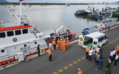 Hành trình đặc biệt đưa thi thể 13 thuyền viên tàu WU ZHOU 8 về bờ