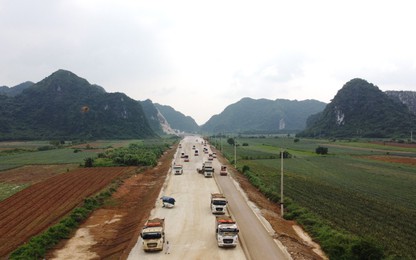 Phóng sự: Thi công không kể ngày đêm trên cao tốc Mai Sơn - QL45