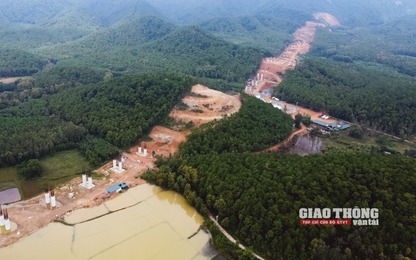 Phóng sự: Toàn cảnh cao tốc Diễn Châu - Bãi Vọt sau hơn một năm khởi công