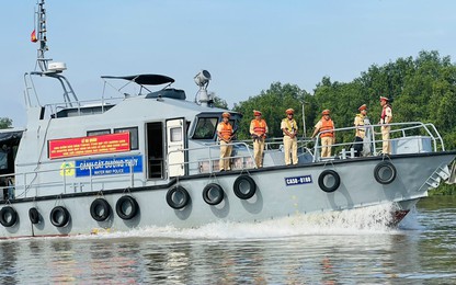 CSGT Đường thuỷ TP.HCM ra quân cao điểm đảm bảo ATGT dịp Tết và lễ hội Xuân 2023