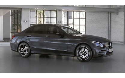 Gần 1.000 xe sang Mercedes bị triệu hồi tại Việt Nam