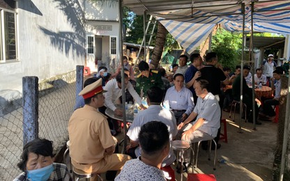 Nghẹn ngào đám tang ba mẹ con tử vong do bị xe tải lùi ở Phú Yên