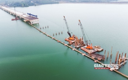 Bộ trưởng Nguyễn Văn Thắng "chốt" hạn khởi công 25 gói thầu cao tốc Bắc - Nam