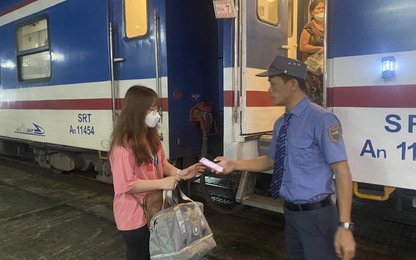 Tìm hành lý thất lạc trả lại hành khách