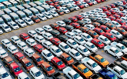 Ô tô nhập khẩu ào ạt tràn về Việt Nam