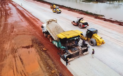 Tận thấy Đèo Cả dồn lực "giải cứu" gói thầu XL12, cao tốc Mai Sơn - QL45