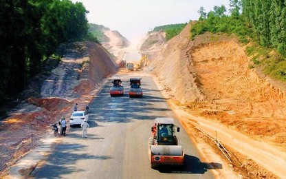 4 dự án cao tốc Bắc - Nam phải hoàn thành năm 2022 đang thi công thế nào?