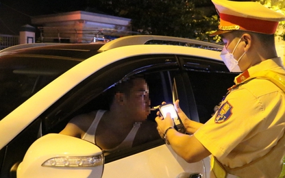 Hai tài xế bị phạt 70 triệu đồng vì vi phạm nồng độ cồn "khủng"